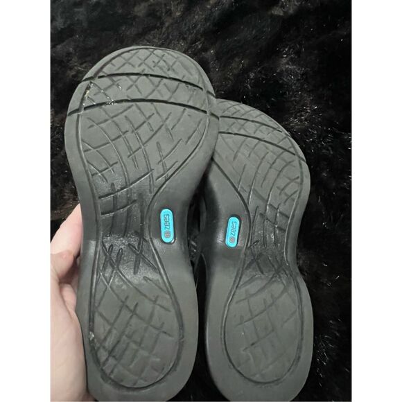 BZees Black Wedge Sandals Size 9 KISS Sport Casual Slingback Open Toe - Picture 4 of 5